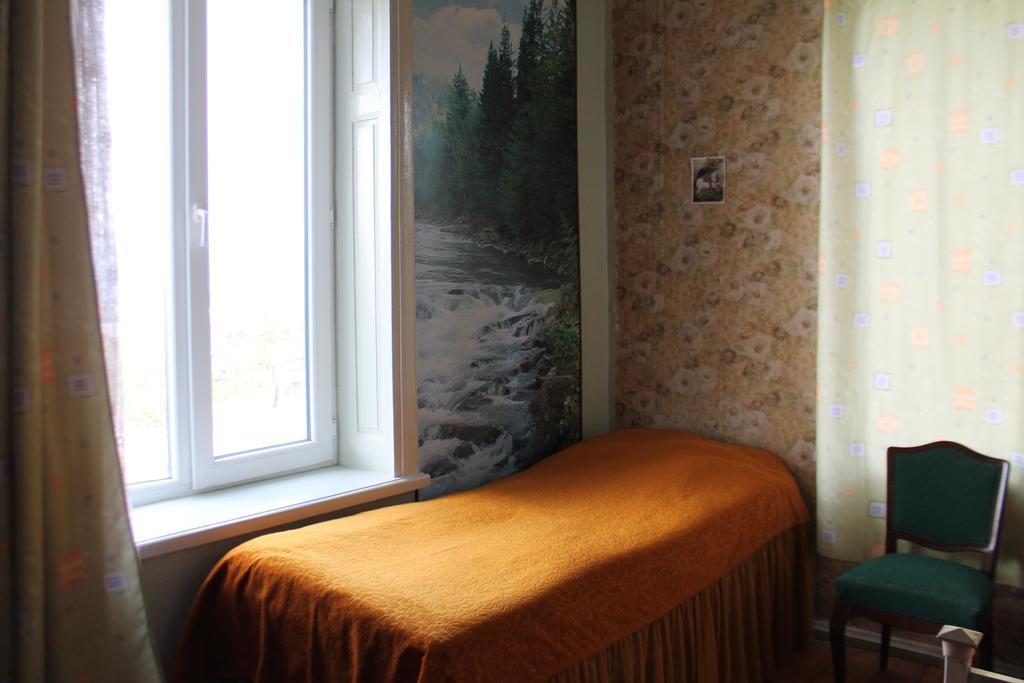 Tlt Guest House Telavi Esterno foto
