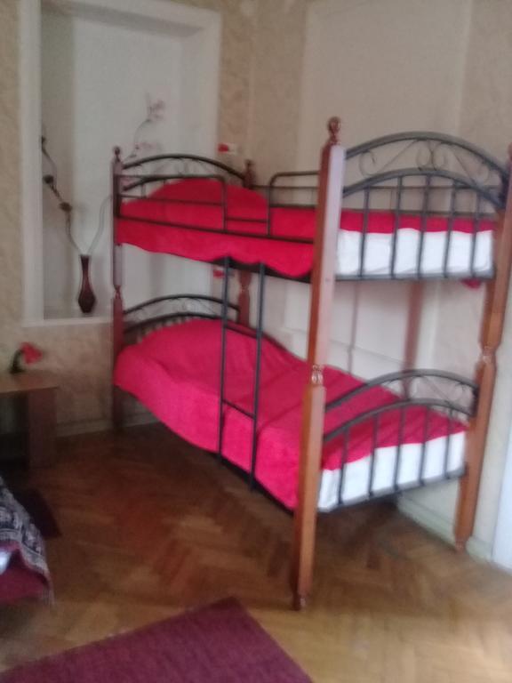 Tlt Guest House Telavi Esterno foto